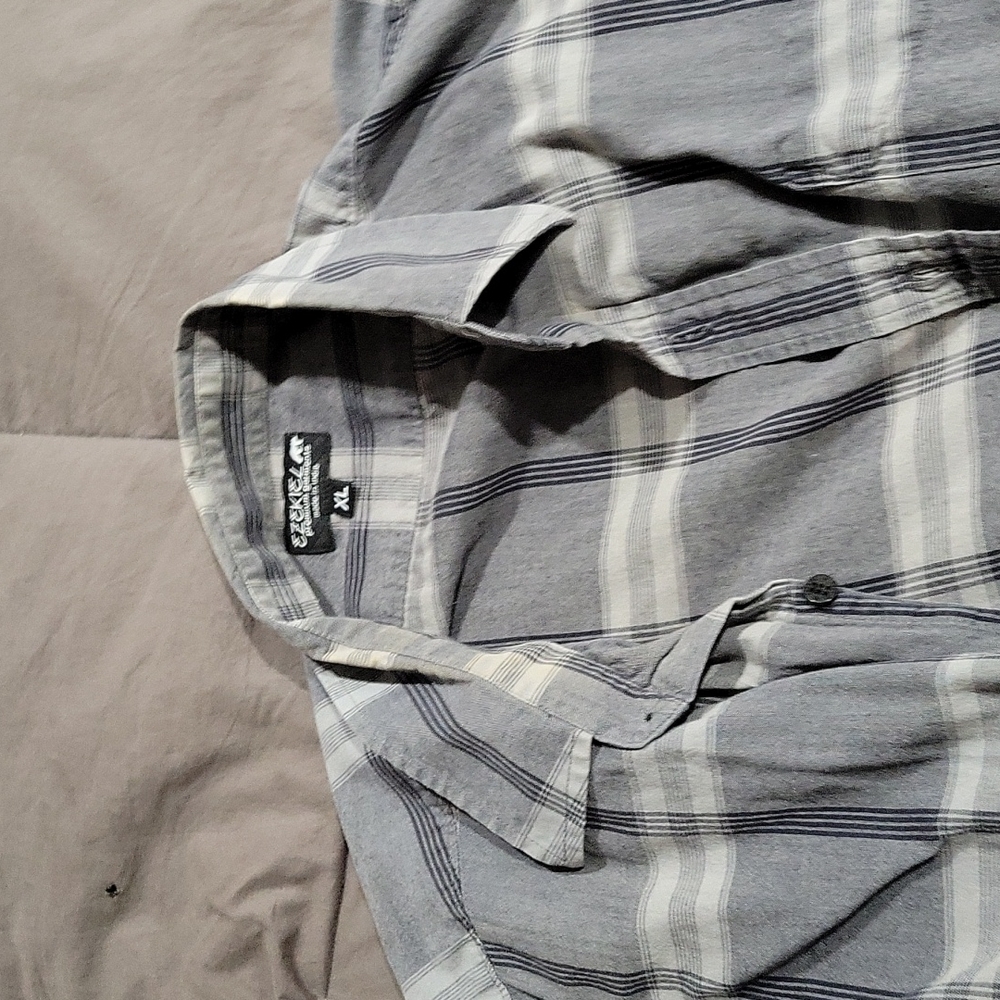 Short sleeve shirt great shape...